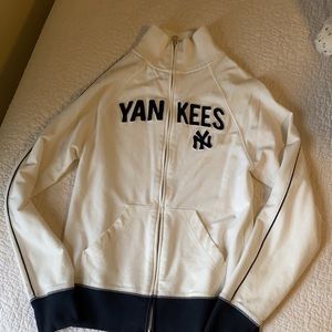 NY Yankees baseball zip up sweater, women’s size small, worn once